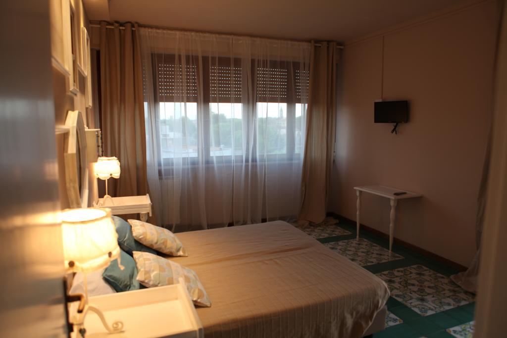 Duomo House Hotel Pisa Room photo